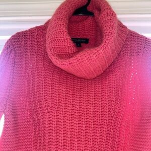 Banana republic Barbie pink ITALIAN yarn SMALL